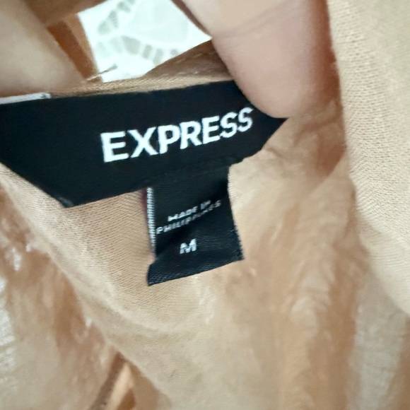 Express Embroidered Crochet Puff Short Sleeve Blouse in White with Underlay - M - Picture 5 of 8